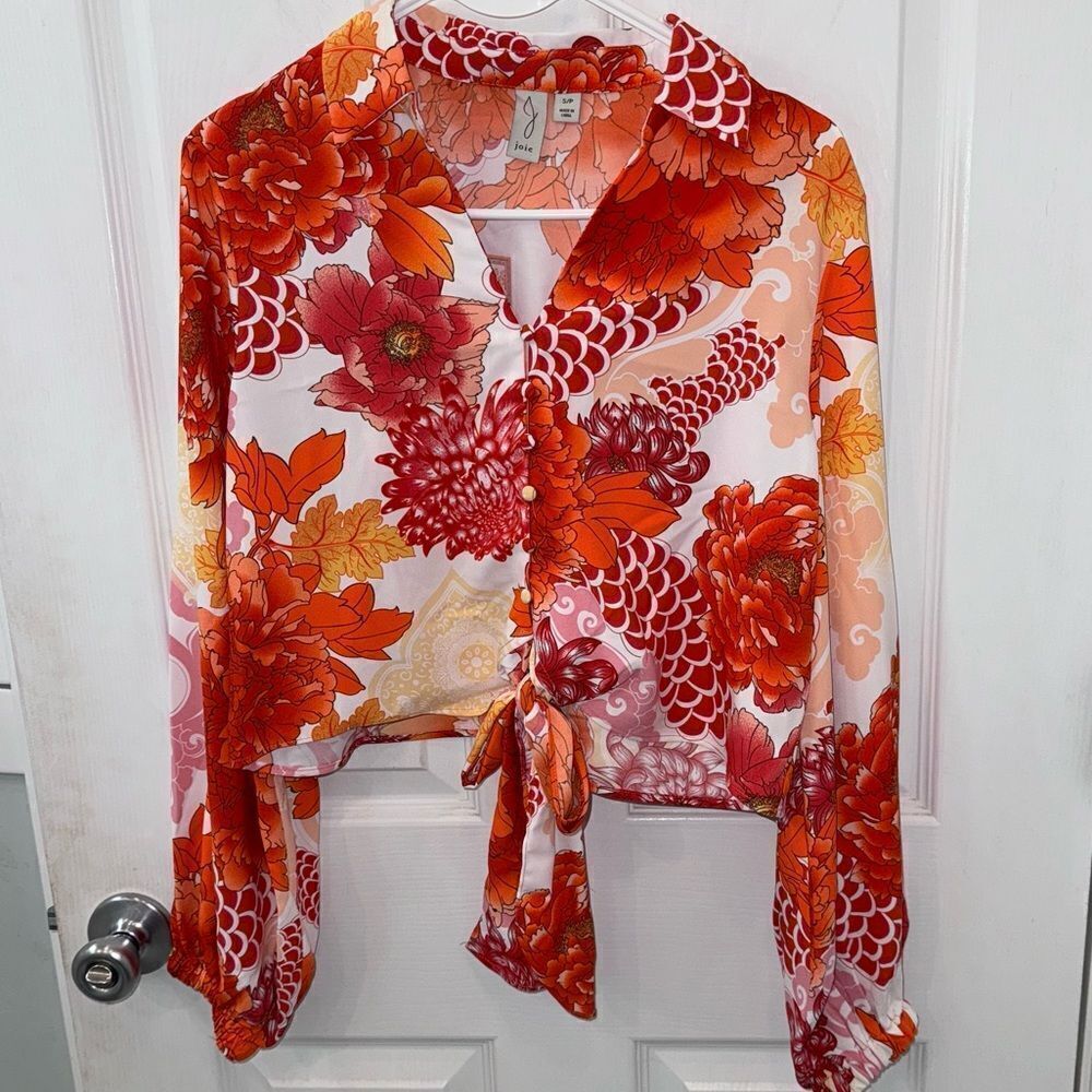 Joie Long Sleeve Orange & White floral tie@waist button down- NWOT- size small - Picture 2 of 16